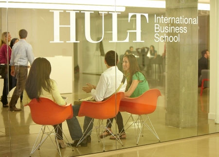 27 мая одна из лучших бизнес-школ мира HULT проведет в Москве эксклюзивный мастер-класс Experience Hult!