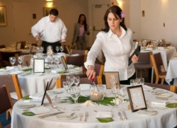 Summer Courses in Hospitality Les Roches Glion/ Летние курсы гостеприимства